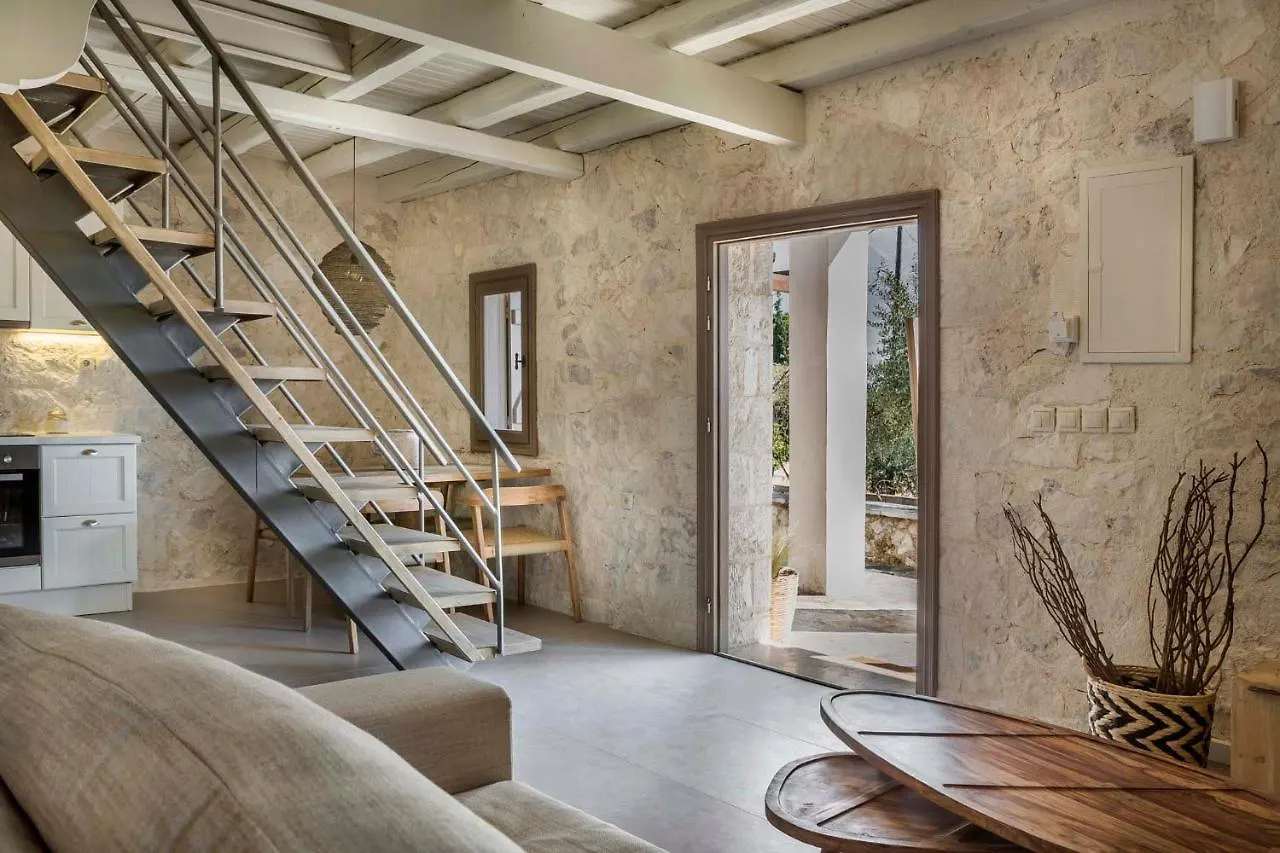 Pesádha Ploes Luxury Cottages