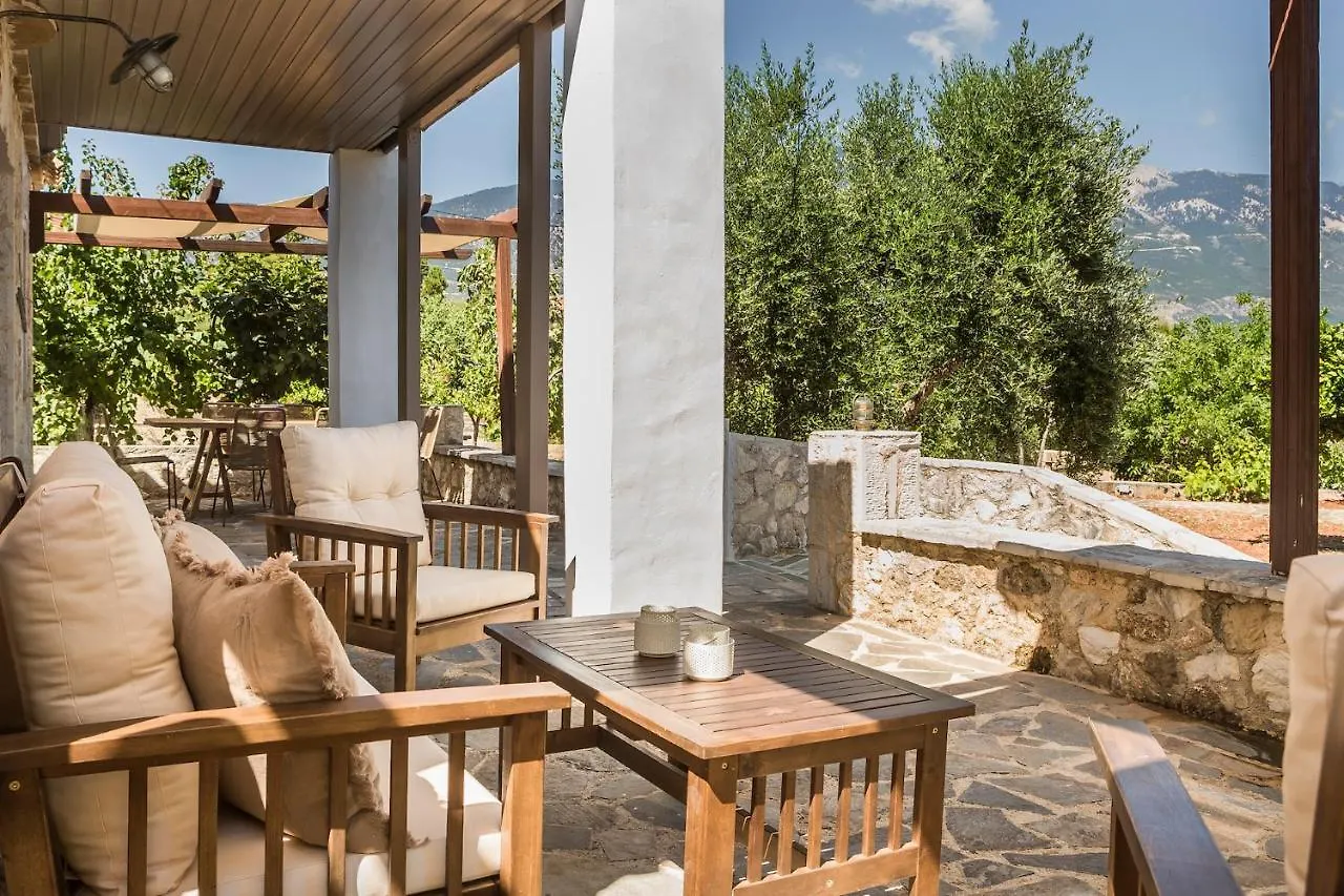 Holiday home Ploes Luxury Cottages Pesadha