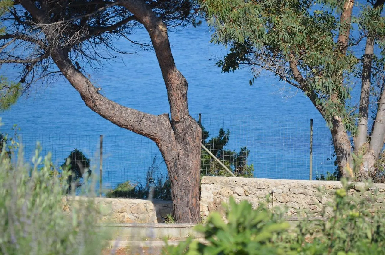 בית נופש Pesádha Ploes Luxury Cottages